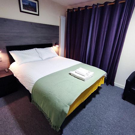Osney Hazel Studio - Self Contained Studio Flat オックスフォード エクステリア 写真